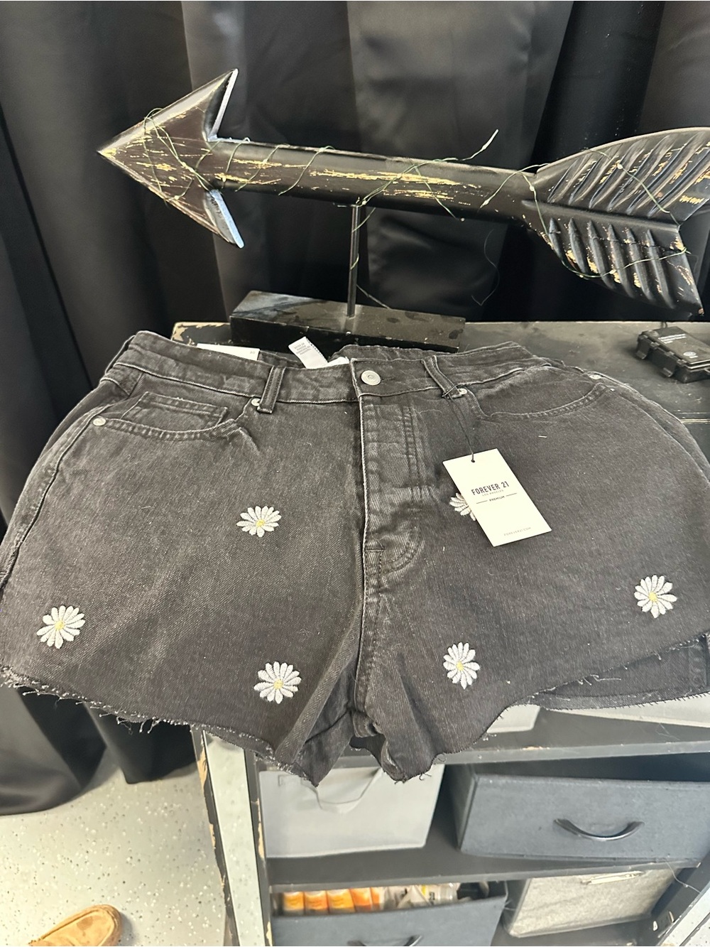 Forever 21 Black Denim Daisy Embroidered Shorts